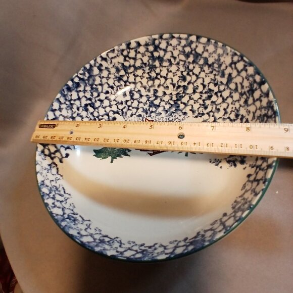 Folkcraft Cabin in the Snow Tienshan 2 Serving Bowls 9" Vintage Spongeware - Picture 8 of 10
